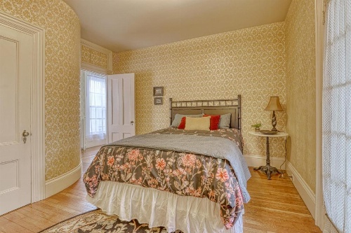 Bangor Victorian Home image 31