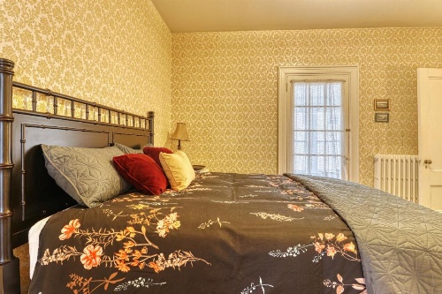 Bangor Victorian Home image 38